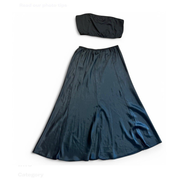 Vintage Lady Lynne SHINY Liquid SATIN Half Slip Small Bandeau Top Cinema Et Toil - Picture 1 of 16